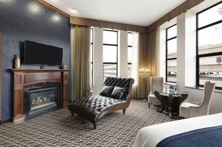 Des Lux Hotel