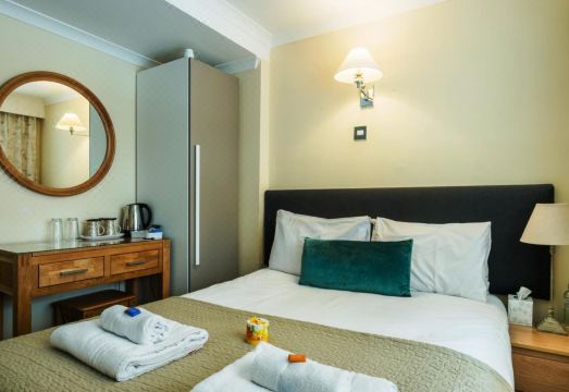 조지 옥스퍼드 호텔 로비