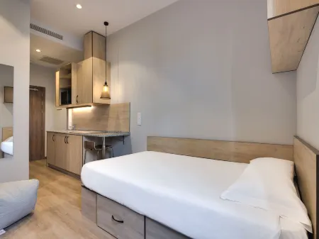 Livensa Living Studios Málaga Feria