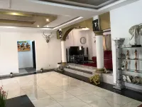 Abidjan Cocody 3-Bed Apt - Sleeps 6