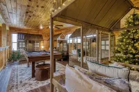 Two Cabins!  Sleeps 24, Themed Bunk Rooms for the Kids, Hot Tubs, Mountain Views - Boutique