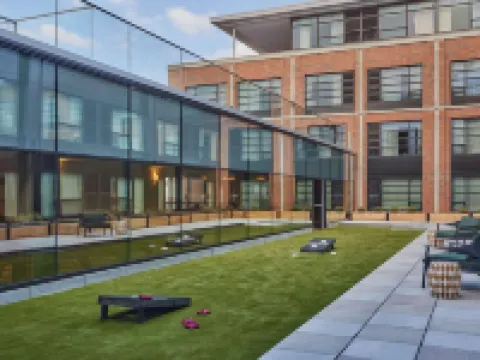 Graduate by Hilton Bloomington Hotels in Bloomington