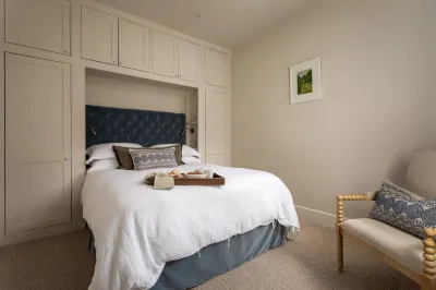 Charming Mews House in Historic Winchester
