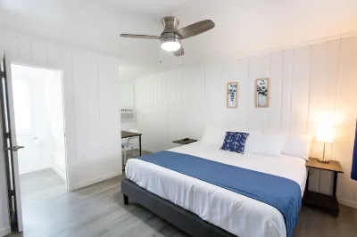 Anchor Bay Inn and Suites