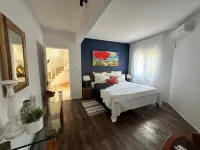 Xanadu Beach Villa 1 Min Walk to the Beach Hotel di Cap Malheureux