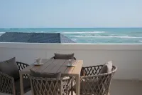 Joy Beach Lodge - Scenic