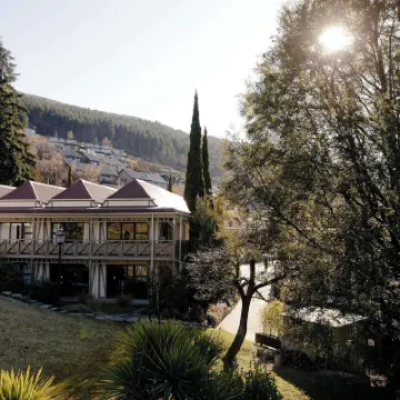 Sherwood Queenstown โรงแรมใกล้ตลาดรีมาร์คเอเบิลส์