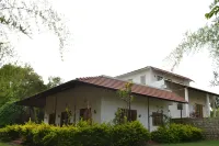 Safari Land Resort Hotel a 
