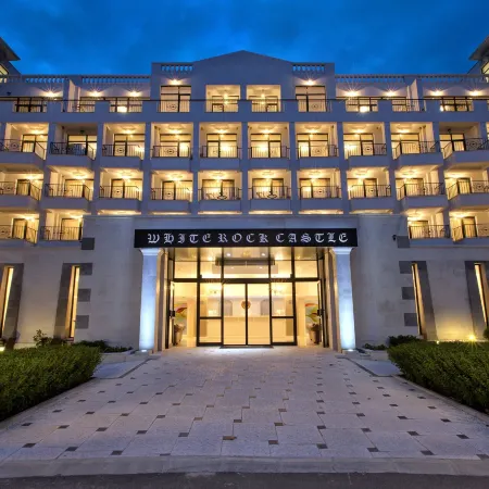 White Rock Castle Suite Hotel & Spa