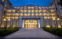 White Rock Castle Suite Hotel & Spa