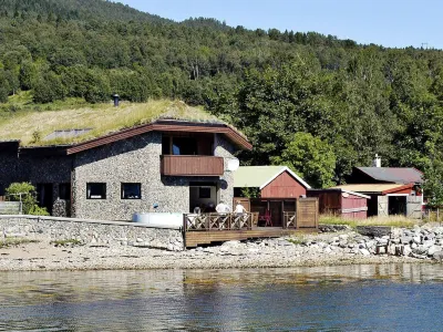 Holiday Home in Eidsvåg Hotels near Petroglyphs at Bugge