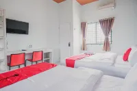 RedDoorz @ Jalan Pangeran Antasari Lampung 2 Hotels in Bandar Lampung