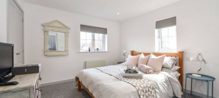 The Little House, Boutique Home Near the Sea Hotels in Chichester