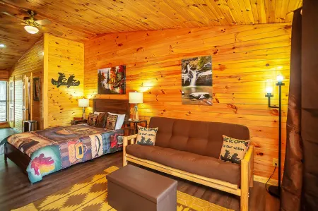 Bigfoot Lodge Room Two