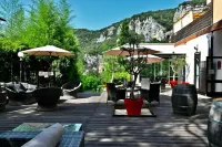Hôtel Le Belvédère Hôtels à : Barjac