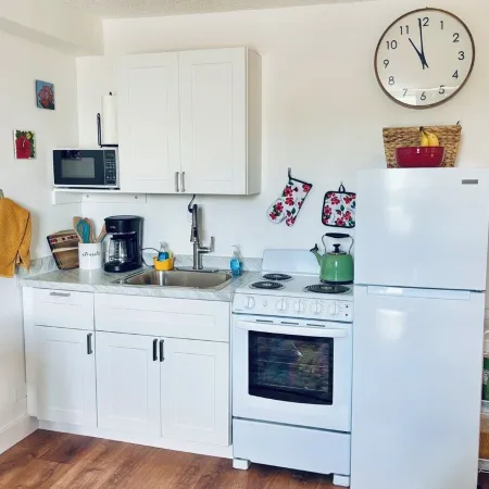 Hilo Haven w/ Pool, A/C & Wi-Fi