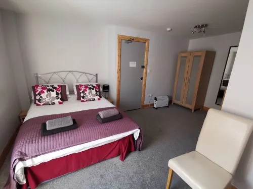 St Ronan's Hotel - parking