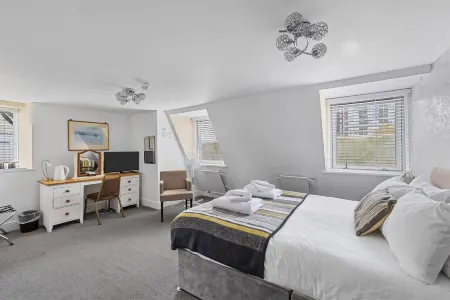 Imperial Plymouth Отели рядом с достопримечательностью «Mayflower International Marina»