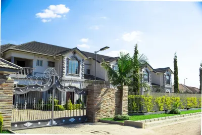 Fabulous Apartments in the New Upmarkment and Throbbing Lusaka Area Các khách sạn ở 