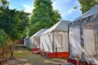 Park Tree的蘭塔姆博爾虎度假村