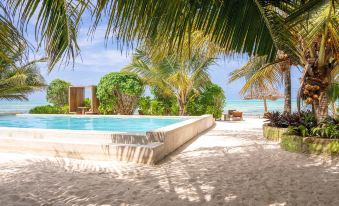 Cinnamon Hotel