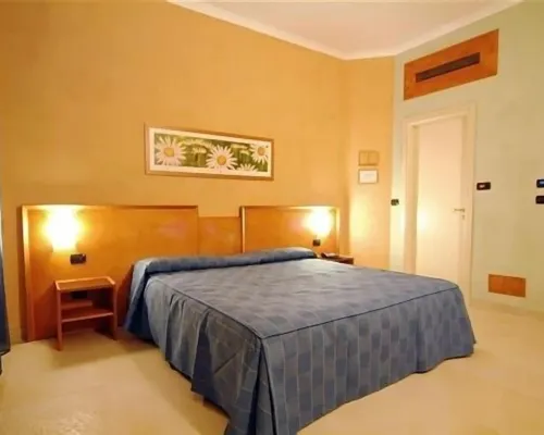 Hotel Eden Hotels in Naples