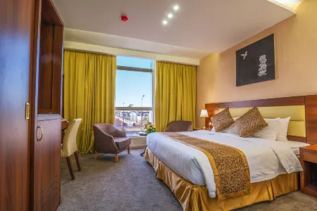 Suknai Aja Hotel Suites Отели в г. Хэйл