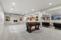 Luxury Home with Spectacular Rocky Mountain Views!