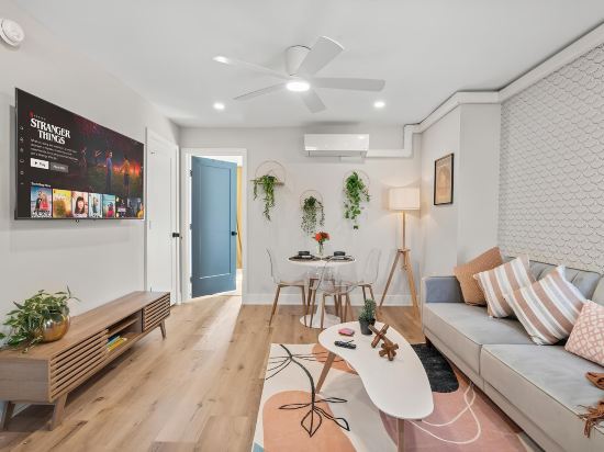 E Passyunk Ave 1 Br Gem - Prime Location!