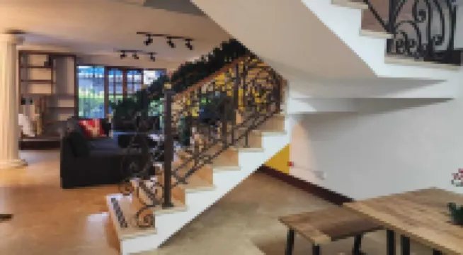 帕伊薩旅舍麥德林