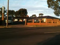 Cobar Town & Country Motor Inn