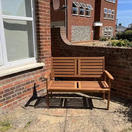 Seafront Sheringham 1 Bed Apt Sleeps 4 - 1Xdog