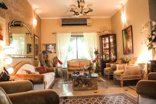 Lahore Guest House - Bed and Breakfasts