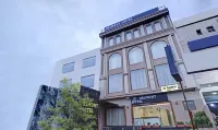 Treebo Delmont Hotels in Sahibzada Ajit Singh Nagar