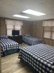 Cozy 2 Bedroom 1 Bath Lake Front Cottage Hotels in Cleora
