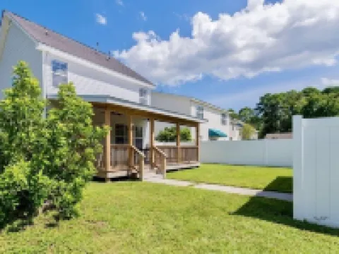 GOLF CART! Remodeled home near Old Town, Xbox! Hotels in Bluffton