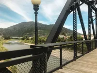 Large Cozy Studio Near KettleHouse Amphitheater, Blackfoot River,Hiking,Missoula
