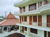 Vafa Guesthouse Hotel dekat Cirata