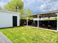 Charming, updated 2-bedroom, 2 bathroom in wonderful area, minutes from Boulder!