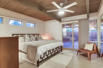 Tranquil Retreat - WiFi, Private Garden, Outdoor Living Area Mount Helix Park附近的飯店