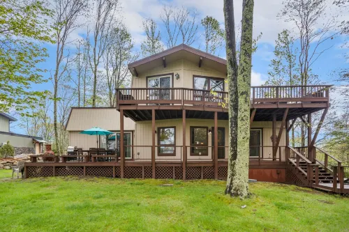 Charming Golf Course Escape with Spectacular Mountain Views - Cozy Retreat