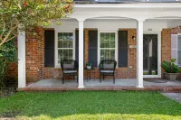 Private Backyard and Southern Comfort - Charming Townhouse Retreat