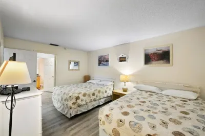 Beach View - John's Pass - Madeira Norte #208 Hotels near Madeira Beach