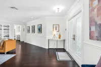 Coconut Canal Hideout | Waterfront Private Oasis Hotels in Boynton Beach