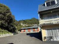 Aldan Lodge Hotel a 