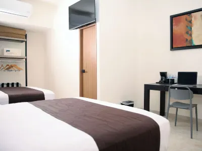 Hotel Grand Lion