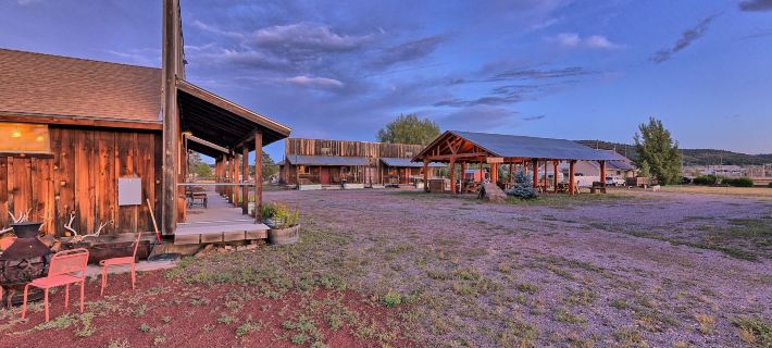 Trapper's Rendezvous Hotels in Williams
