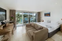 Mariner Apartments Hotels in 