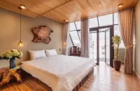 Pi Boutique Hostel - Hostels
