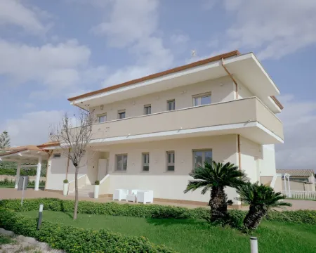 Villa Zefiro Suites & Events Hotels in Battipaglia